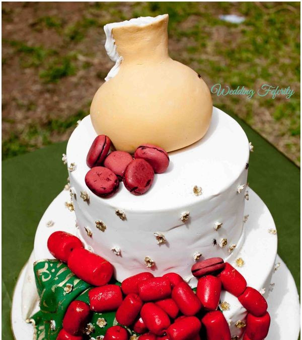 AMAZING NIGERIAN TRADITIONAL WEDDING CAKES!
